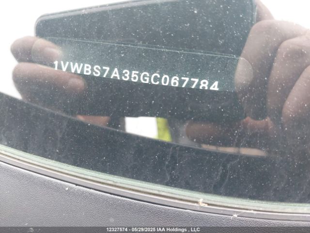 1VWBS7A35GC067784 Volkswagen 2016
