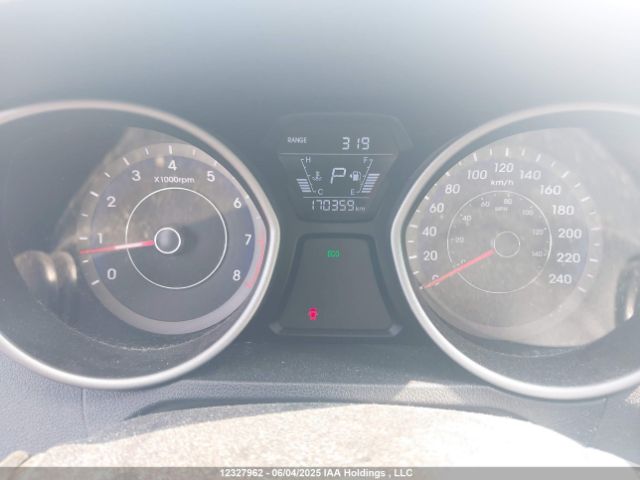 KMHDH4AE8GU551187 Hyundai Elantra