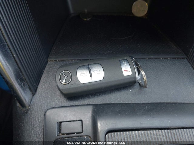 JM3KE2BE5E0300789 Mazda pe