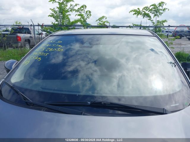 JN1BJ1AW4MW447905 Nissan Qashqai S