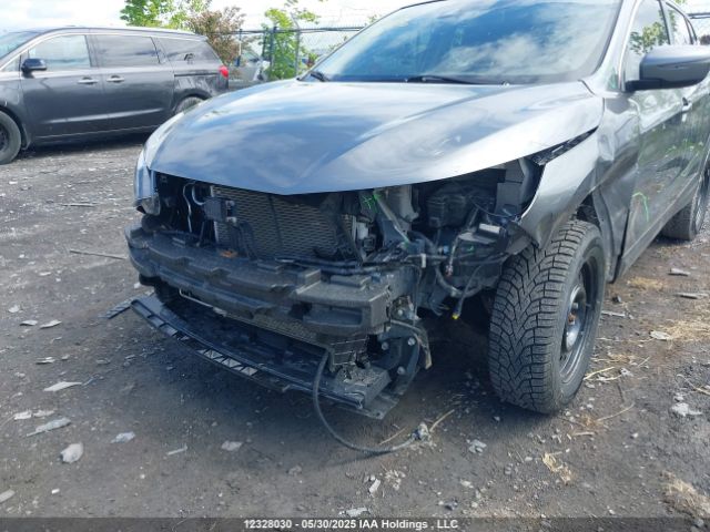 JN1BJ1AW4MW447905 Nissan Qashqai S