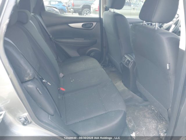JN1BJ1AW4MW447905 Nissan Qashqai S