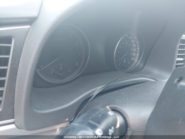 KMHD84LF0HU250789 Hyundai ELANTRA GL
