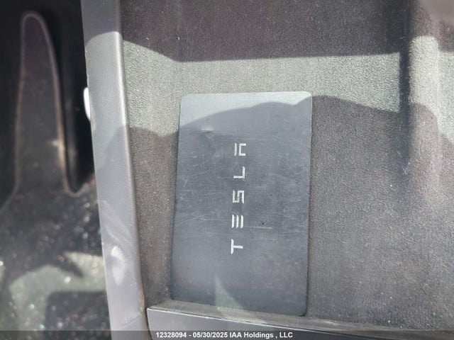 7SAXCBE51PF373388 Tesla MODEL X