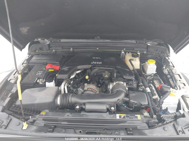 1C6JJTEG8ML522315 Jeep 2021