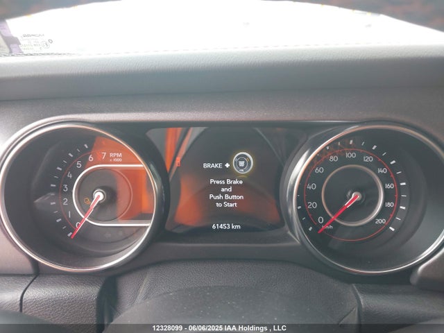 1C6JJTEG8ML522315 Jeep 2021