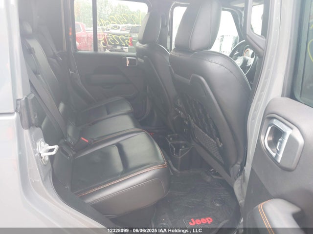 1C6JJTEG8ML522315 Jeep 2021