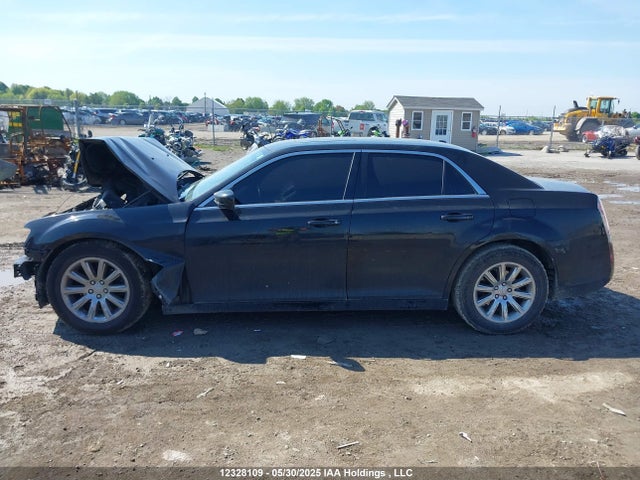 2C3CCAAG0EH208120 Chrysler 300