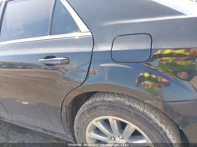 2C3CCAAG0EH208120 Chrysler 300