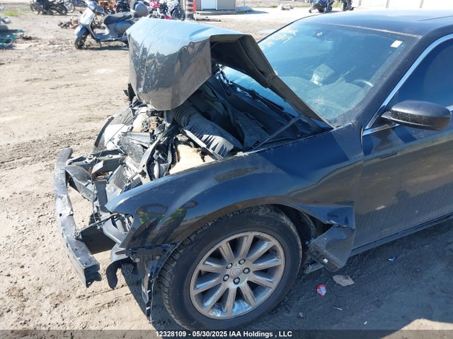 2C3CCAAG0EH208120 Chrysler 300