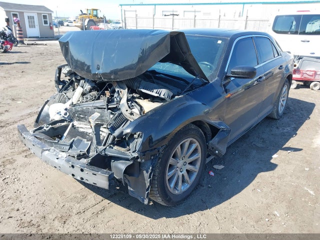 2C3CCAAG0EH208120 Chrysler 300