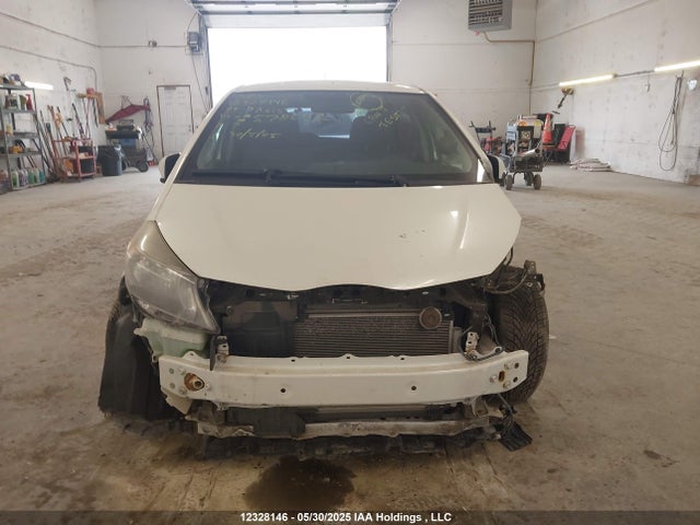 JTDKTUD3XED578652 Toyota 1nz-fe