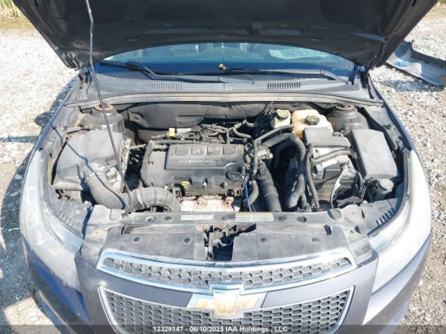 1G1PE5SB9E7158405 Chevrolet Cruze