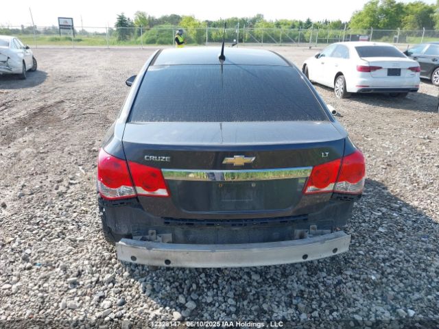 1G1PE5SB9E7158405 Chevrolet Cruze