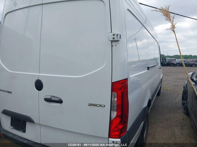 W1Y4KCHY0SP788680 Mercedes-Benz om654
