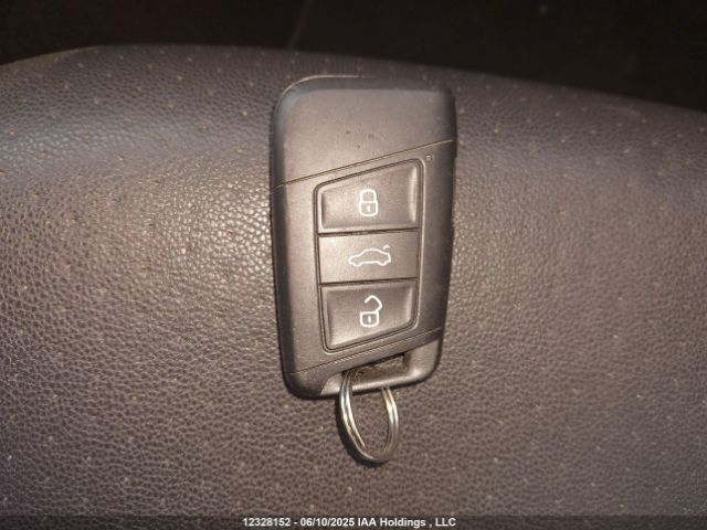 3VWE57BU7MM032122 Volkswagen JETTA SEL