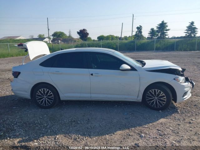 3VWE57BU7MM032122 Volkswagen JETTA SEL