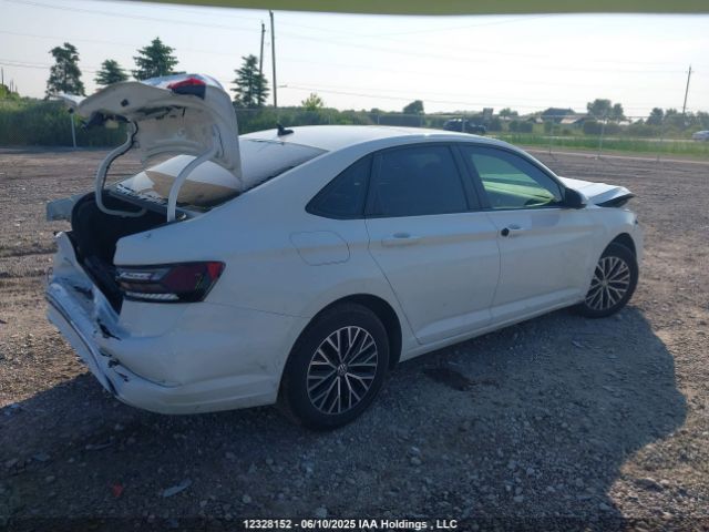 3VWE57BU7MM032122 Volkswagen JETTA SEL