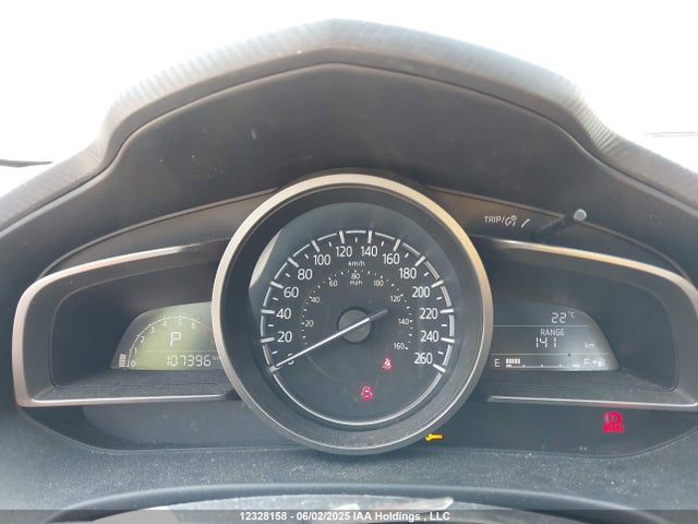 JM1BN1U72J1171349 Mazda pe