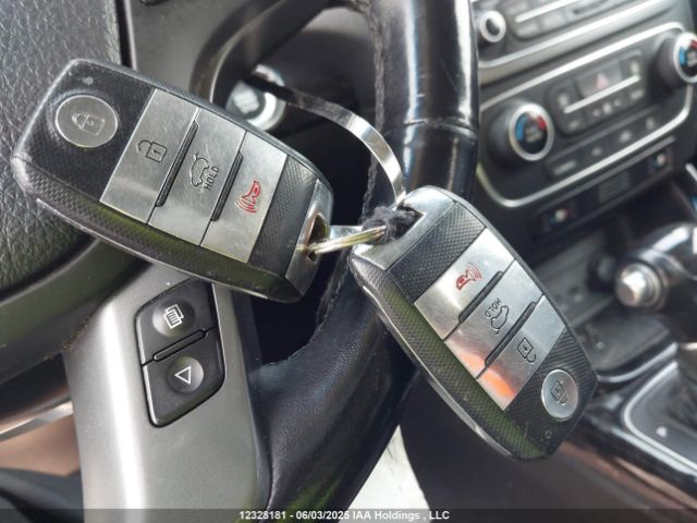 5XYKWDA71EG491285 KIA Sorento