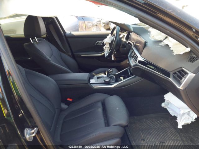 3MW5R7J08L8B10742 BMW 2020
