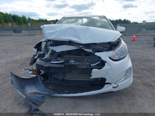 KMHCT5AE8HU318198 Hyundai 2017