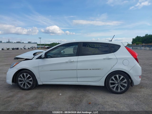 KMHCT5AE8HU318198 Hyundai 2017