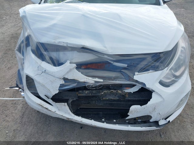 KMHCT5AE8HU318198 Hyundai 2017