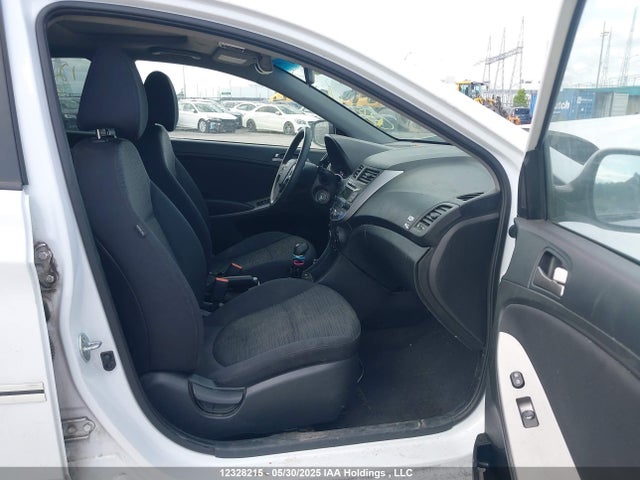 KMHCT5AE8HU318198 Hyundai 2017