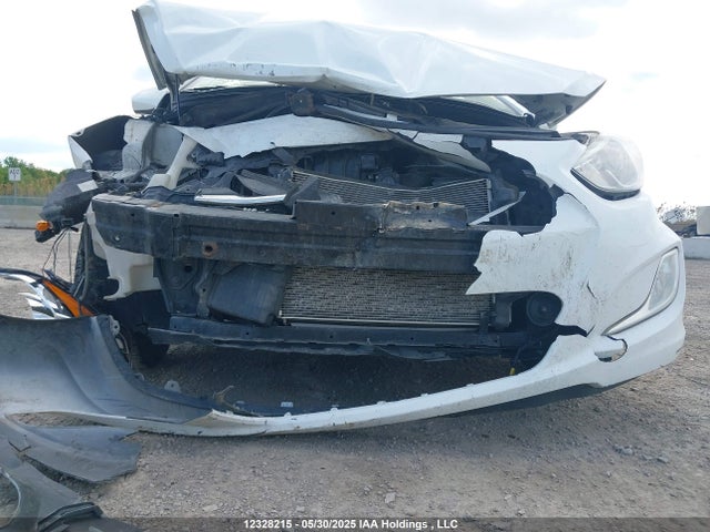 KMHCT5AE8HU318198 Hyundai 2017