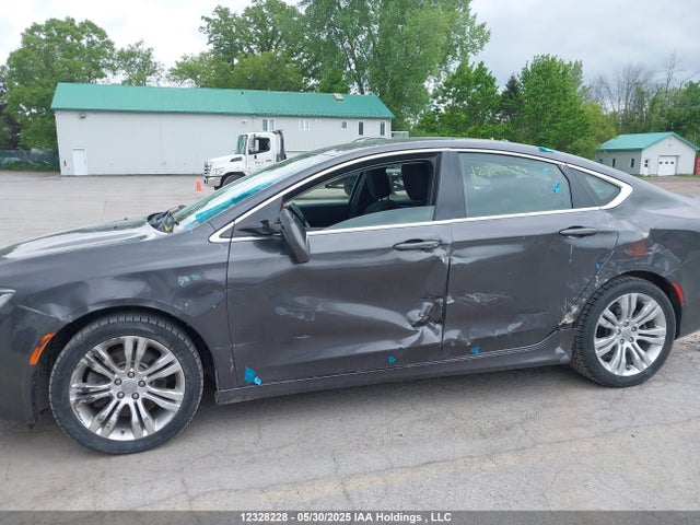 Chrysler 200 2015 1C3CCCAG7FN500805 Image 6