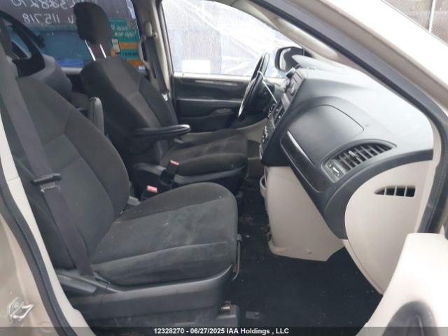 2C4RDGBG8GR115718 Dodge Grand Caravan