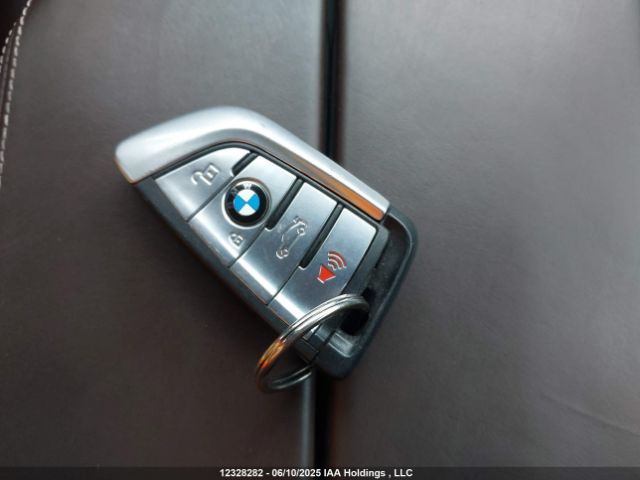 WBAJE7C50JWC99591 BMW 540 XI