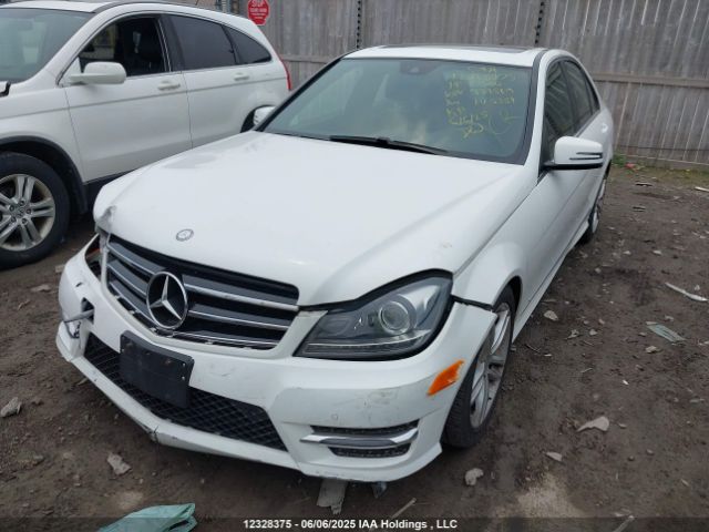 WDDGF8ABXEA939529 Mercedes-Benz C-Class