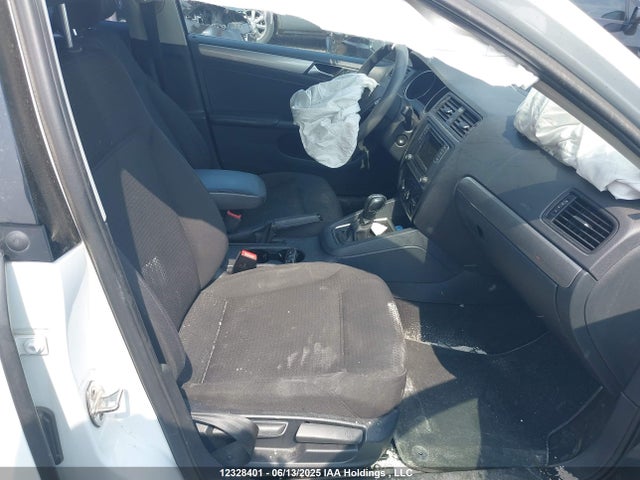 3VW2B7AJXHM204541 Volkswagen 1.4 tsi