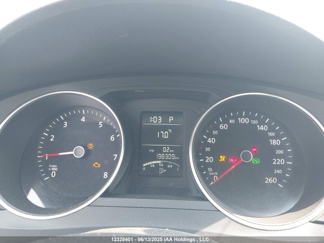 3VW2B7AJXHM204541 Volkswagen 1.4 tsi