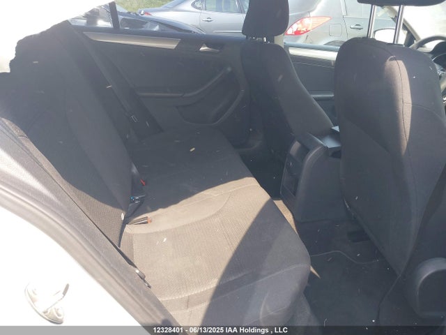 3VW2B7AJXHM204541 Volkswagen 1.4 tsi