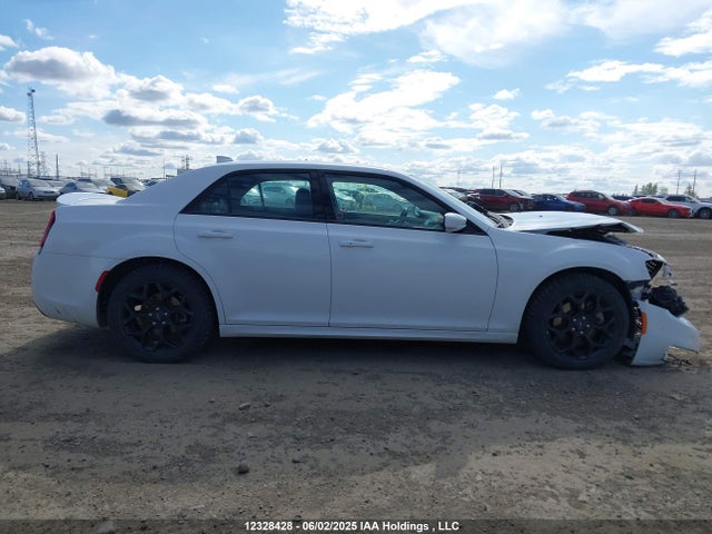 2C3CCAGG6MH644895 Chrysler 2021