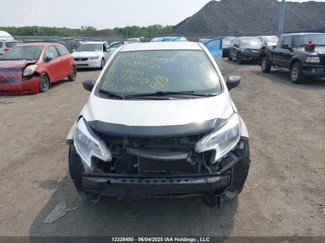 Nissan 2016 2016 3N1CE2CP1GL371218 Image 13