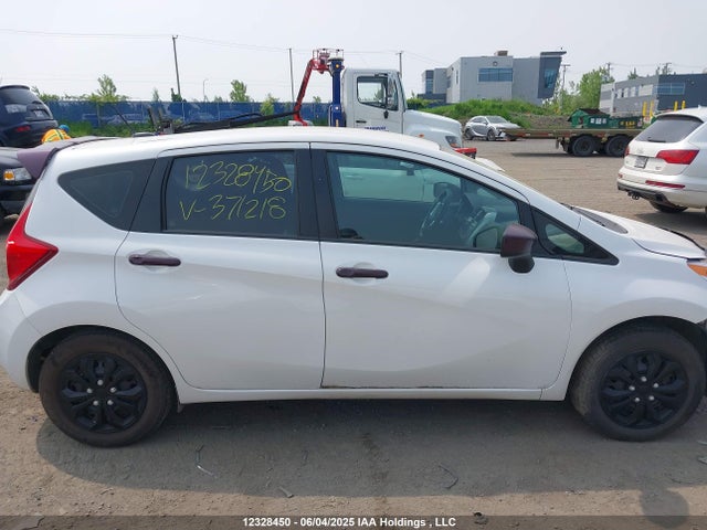 Nissan 2016 2016 3N1CE2CP1GL371218 Image 14