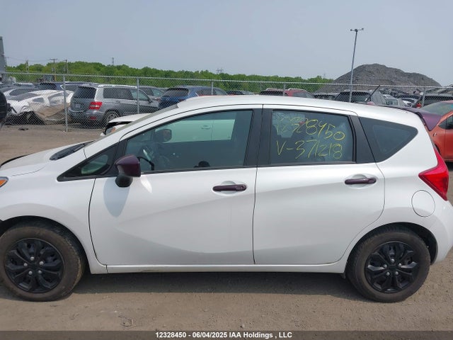 Nissan 2016 2016 3N1CE2CP1GL371218 Image 15