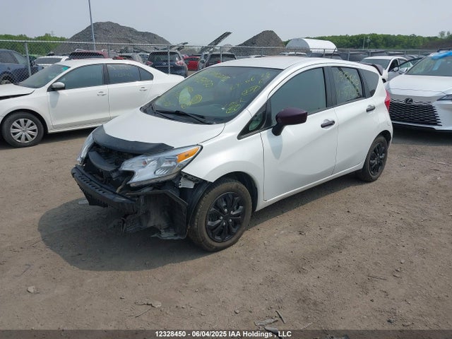 Nissan 2016 2016 3N1CE2CP1GL371218 Image 2
