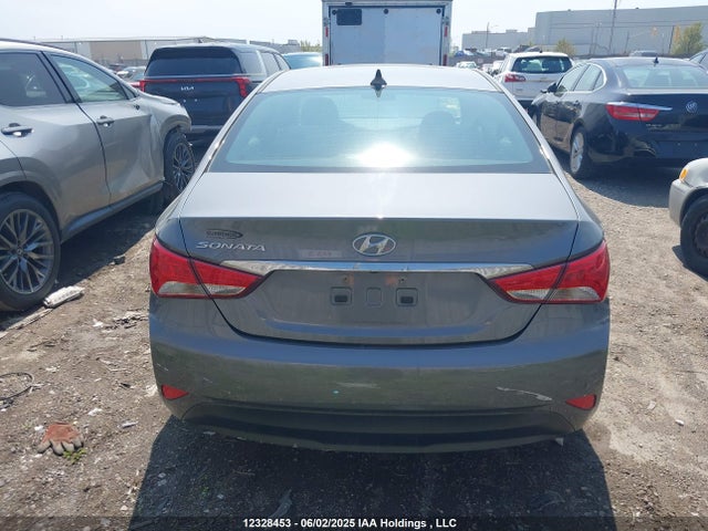 5NPEB4AC3EH937127 Hyundai gamma