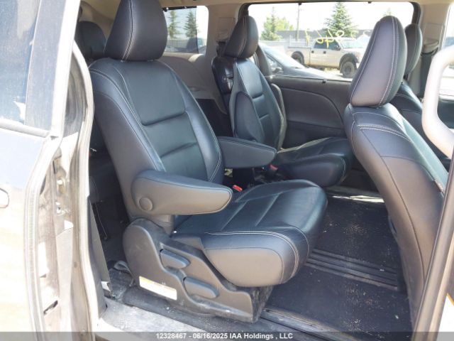 5TDXK3DC1FS638780 Toyota Sienna Se 8 Passenger
