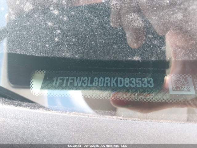 1FTFW3L80RKD83533 Ford F150 Xlt