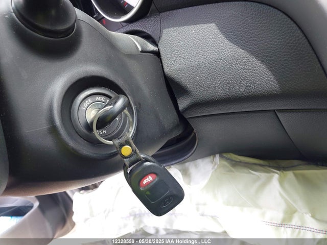 KMHD25LH4GU253959 Hyundai Elantra Gt Gl
