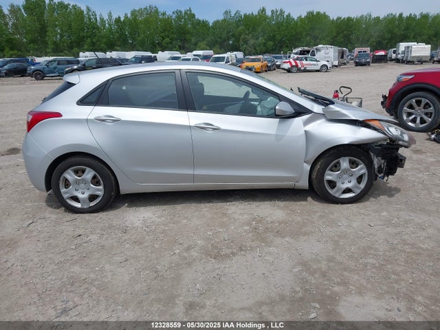 KMHD25LH4GU253959 Hyundai Elantra Gt Gl