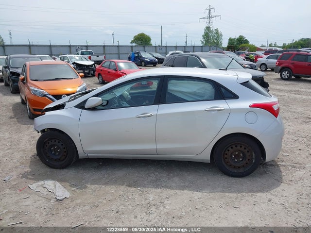KMHD25LH4GU253959 Hyundai Elantra Gt Gl