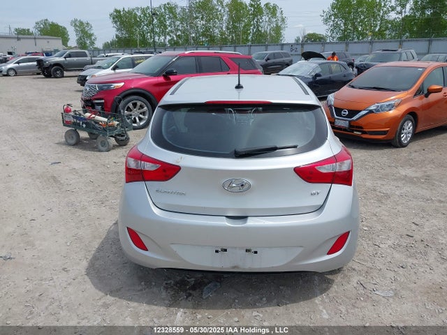 KMHD25LH4GU253959 Hyundai Elantra Gt Gl