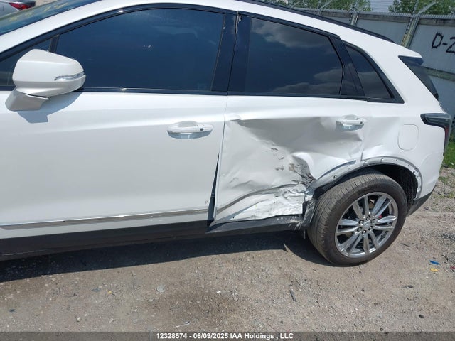 1GYKNGRS7NZ177505 Cadillac lgx